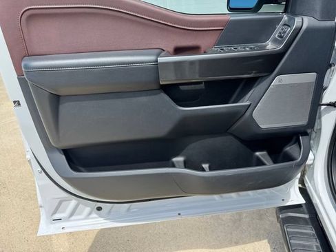 Used 2021 Ford F150 Lariat RWD image 4