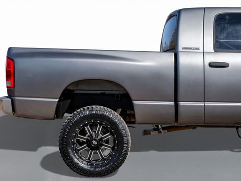 Used 2006 Dodge Ram 2500 Truck SLT image 6