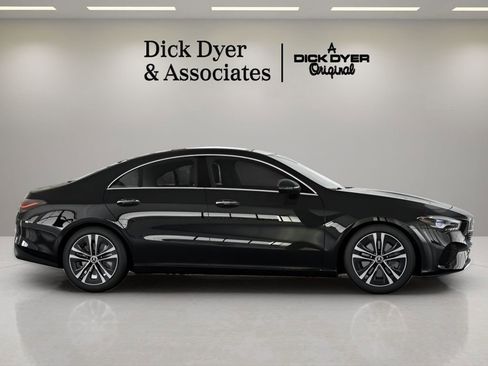 Used 2025 Mercedes-Benz CLA 250 image 5