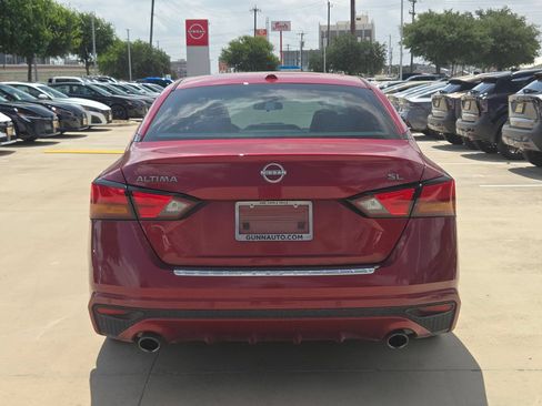 Used 2023 Nissan Altima 2.5 SL FWD image 4