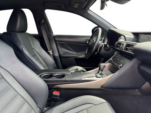 Used 2018 Lexus IS 300 F Sport image 17