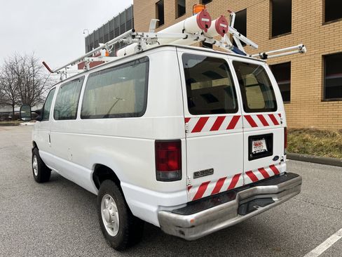Used 2008 Ford E-350 and Econoline 350 Super Duty image 5