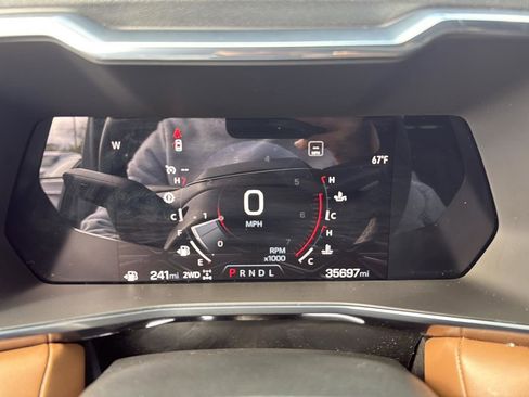 Used 2023 GMC Canyon AT4 w/ AT4 Premium Package image 12