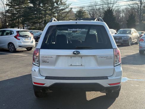 Used 2011 Subaru Forester 2.5X Premium w/ All-Weather Pkg image 8