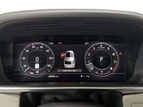 Used 2018 Land Rover Range Rover HSE image 26