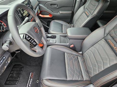 Used 2026 Nissan Frontier PRO-4X w/ Pro Premium Package image 10