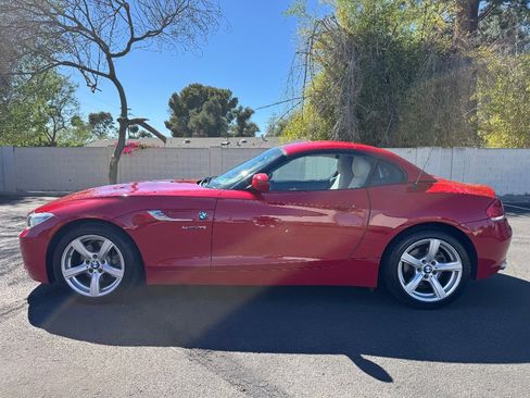 Used 2014 BMW Z4 sDrive28i image 5