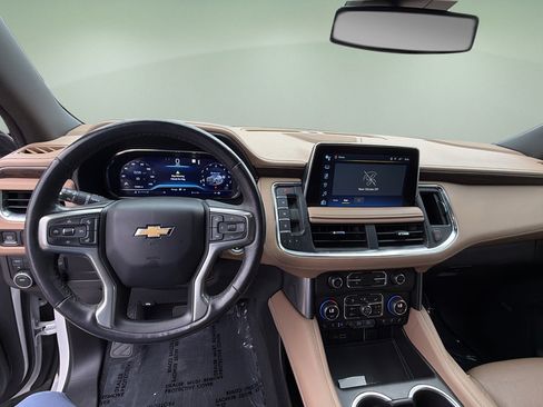 Used 2023 Chevrolet Tahoe Premier AWD/4WD image 17