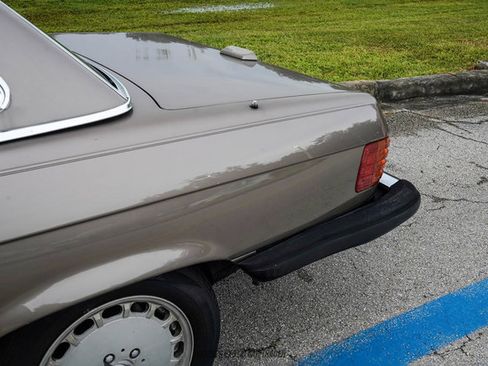 Used 1988 Mercedes-Benz 560 SL image 99