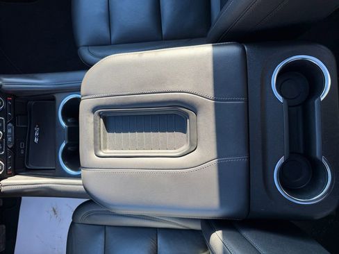 Used 2022 Chevrolet Tahoe Z71 w/ Z71 Off-Road Package image 23