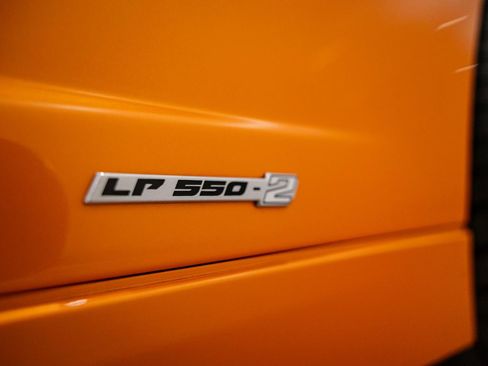 Used 2012 Lamborghini Gallardo LP 550-2 Bicolore RWD image 9