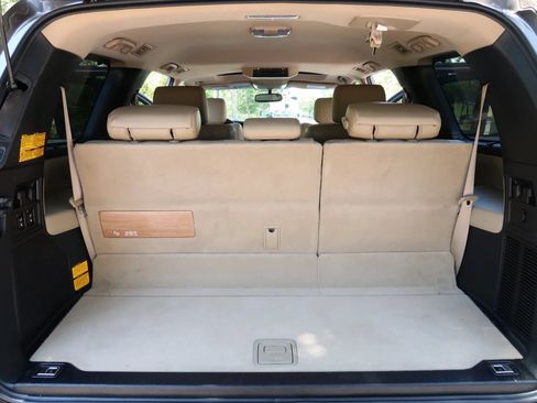 Used 2012 Toyota Sequoia Platinum AWD/4WD image 32