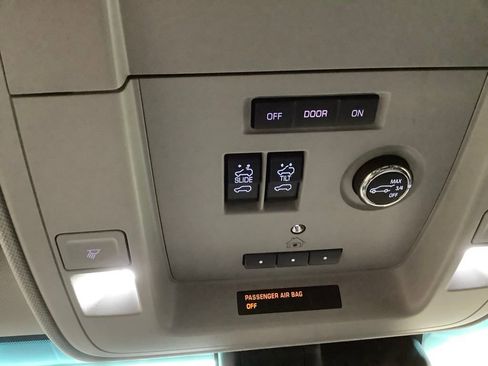 Used 2019 Chevrolet Tahoe LT image 21