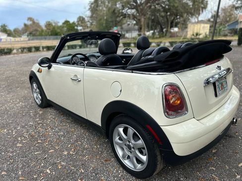 Used 2010 MINI Cooper Convertible image 7