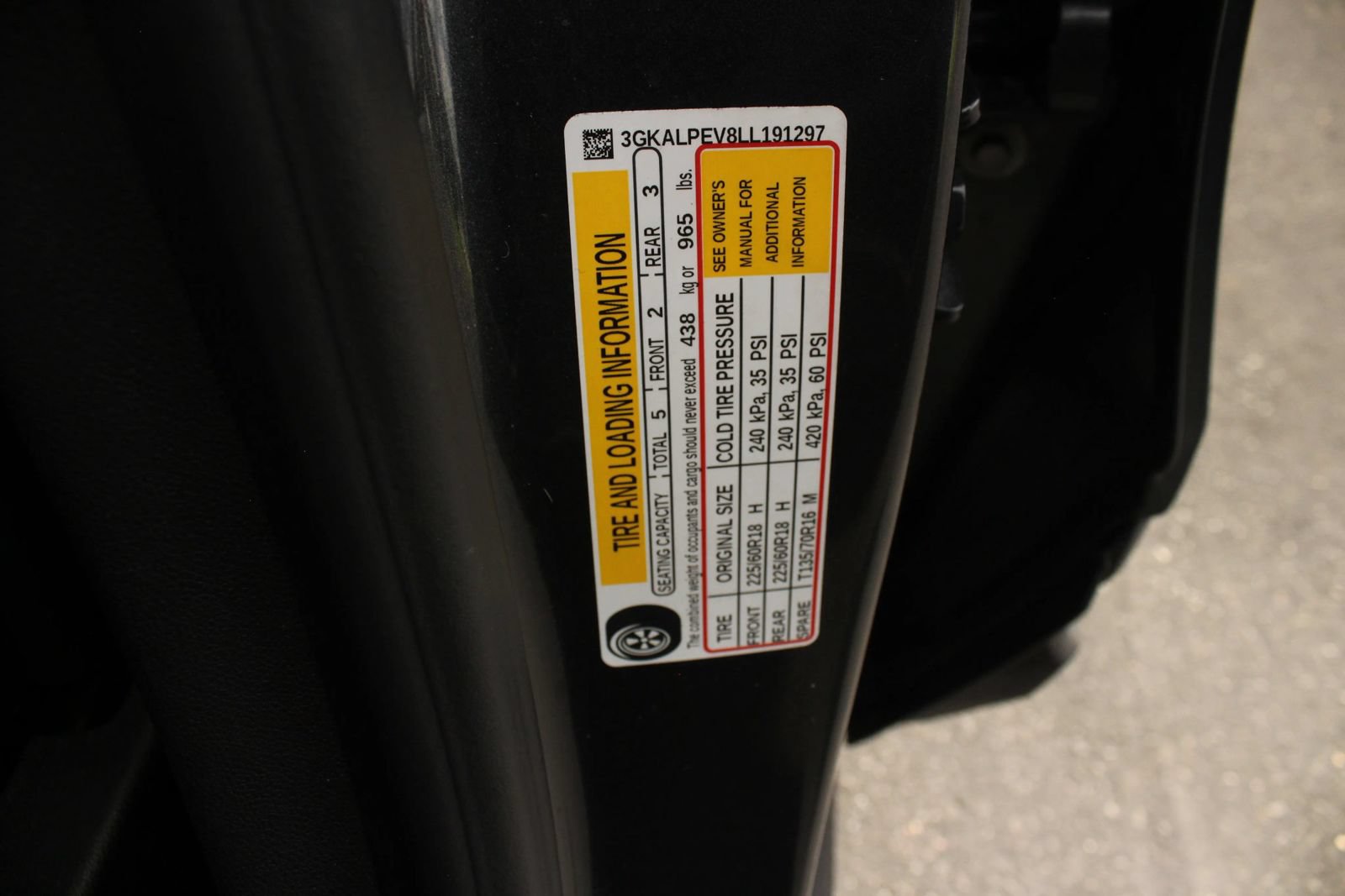 Used 2020 GMC Terrain SLT FWD image 33