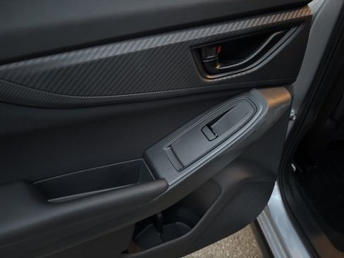 Certified 2023 Subaru Crosstrek 2.0i image 6