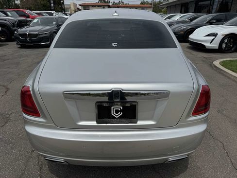 Used 2014 Rolls-Royce Ghost RWD image 5