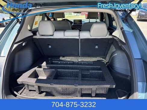 Used 2024 Honda HR-V EX-L image 10