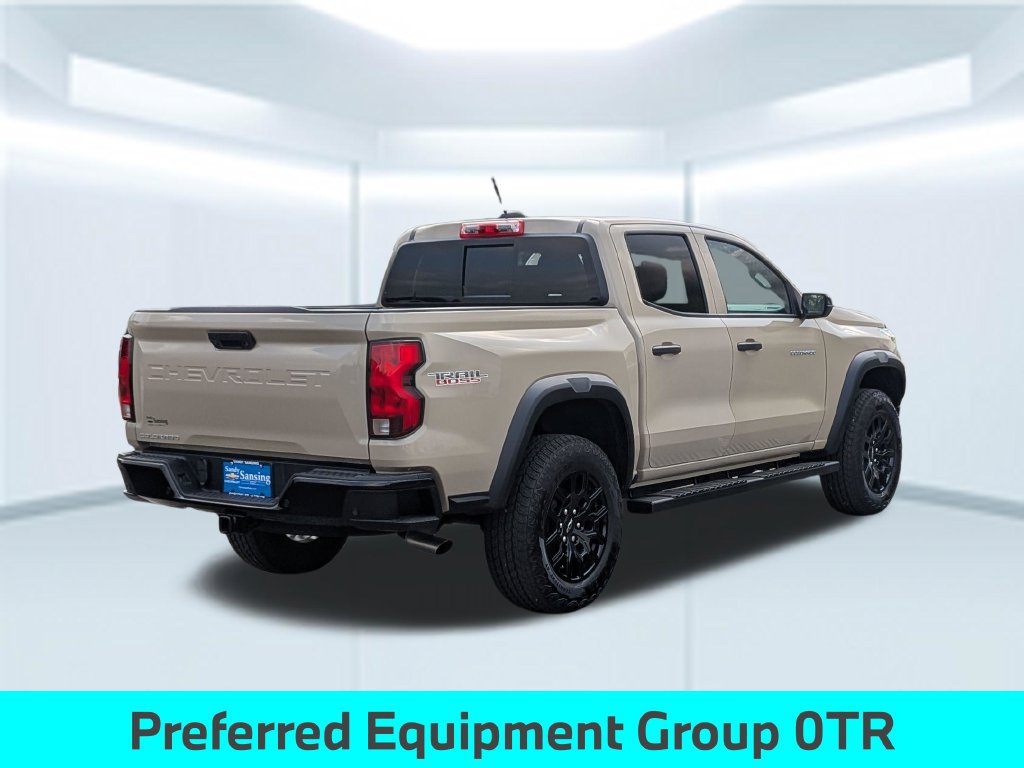 Used 2024 Chevrolet Colorado Trail Boss w/ Advanced Trailering Package AWD/4WD image 6