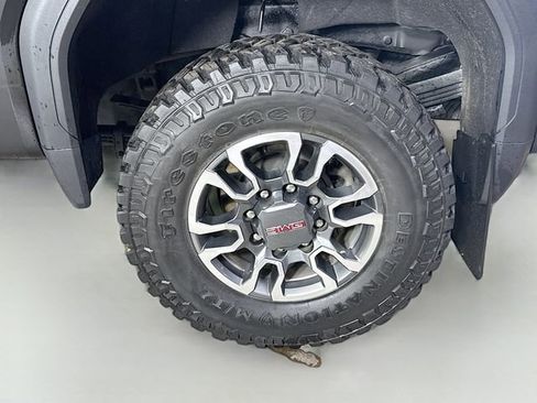 Used 2022 GMC Sierra 3500 SLE w/ SLE Value Package image 29