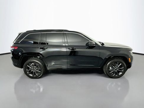 Used 2026 Jeep Grand Cherokee Limited AWD/4WD image 8