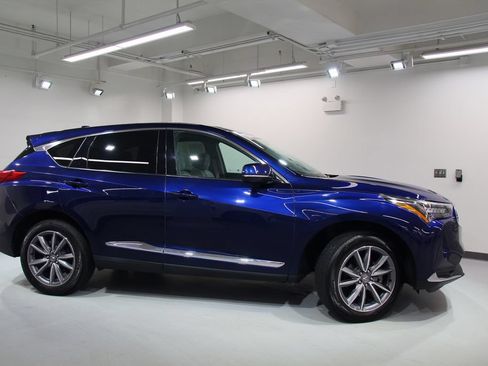 Used 2024 Acura RDX SH-AWD w/ Technology Package image 11