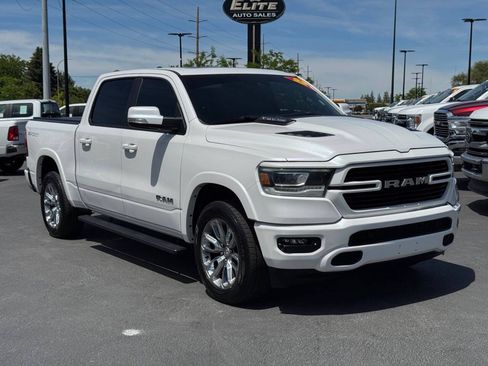 Used 2022 RAM 1500 Laramie w/ Sport Appearance Package AWD/4WD image 3