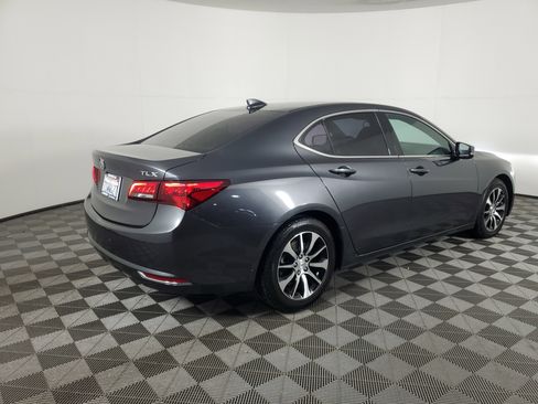 Used 2016 Acura TLX image 4