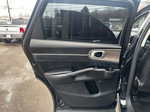 Used 2021 Kia Sorento SX Prestige image 21