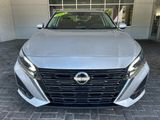 Used 2023 Nissan Altima 2.5 SV image 3