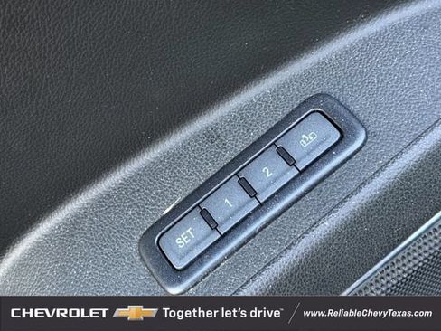 Used 2017 Chevrolet Tahoe LT RWD image 3
