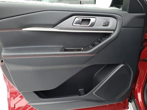 New 2026 Ford Explorer ST-Line w/ ST-Line Street Pack image 19