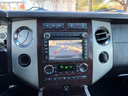 Used 2014 Ford Expedition EL King Ranch image 25