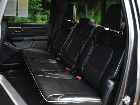 Used 2024 RAM 1500 Limited w/ Off Road Group AWD/4WD image 12