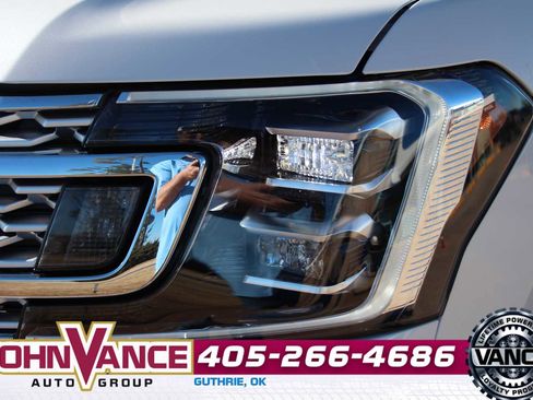 Used 2019 Ford Expedition Platinum image 5