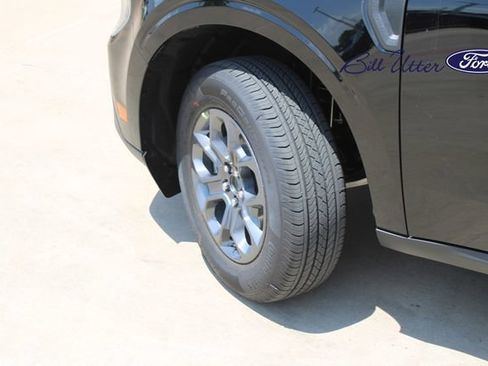 New 2026 Ford Maverick XLT FWD image 5