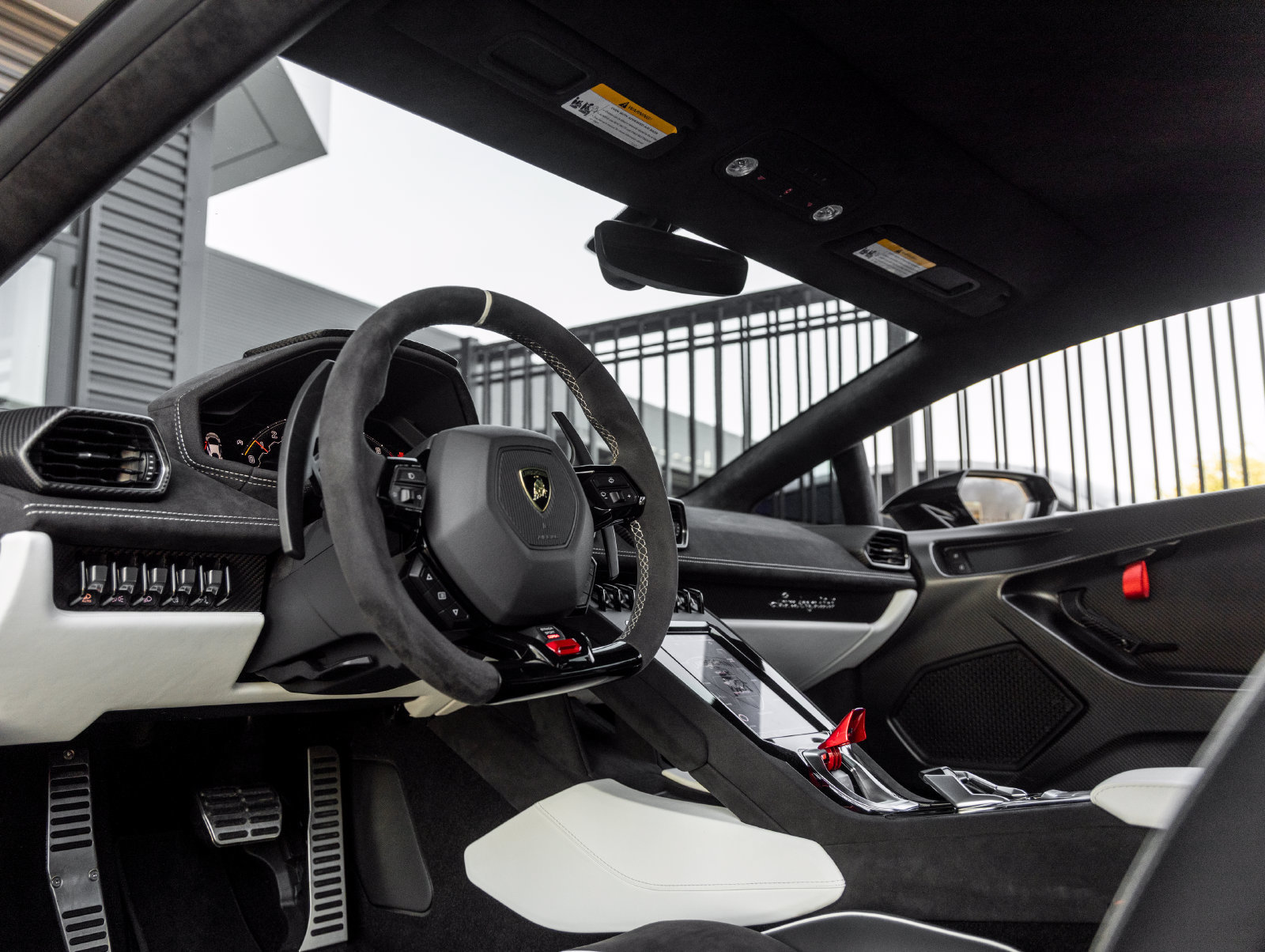 Used 2023 Lamborghini Huracan Tecnica RWD image 28