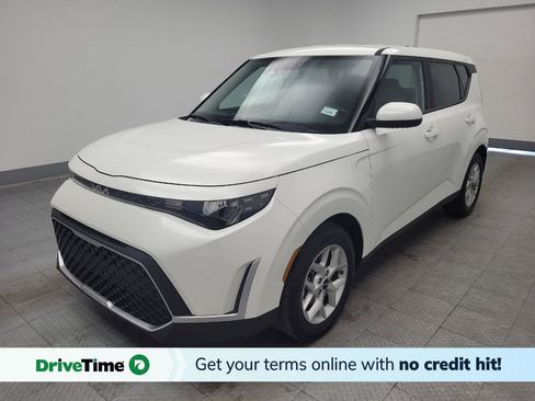 Used 2025 Kia Soul LX w/ LX Technology Package image 1