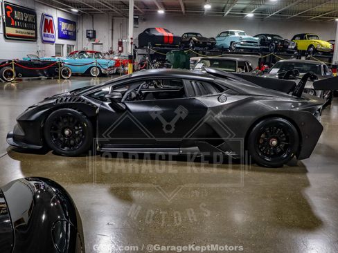 Used 2015 Lamborghini Huracan LP 610-4 image 29