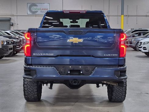 Used 2022 Chevrolet Silverado 1500 Custom w/ Safety Confidence Package image 10