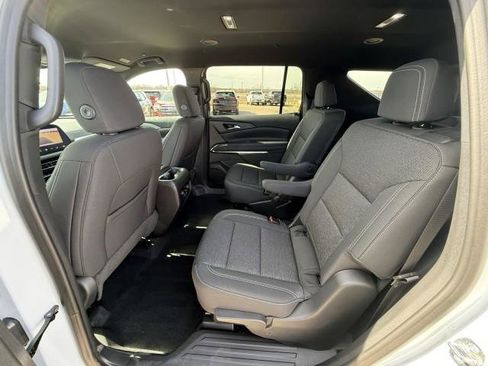 New 2026 Chevrolet Traverse LT image 28