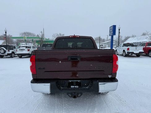 Used 2020 Toyota Tundra SR5 w/ SR5 Leather Package image 4