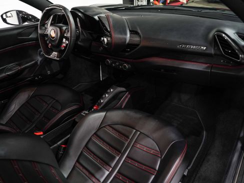Used 2016 Ferrari 488 GTB RWD image 14