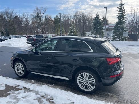 Used 2019 Audi Q5 2.0T Premium Plus w/ Premium Plus Package image 44