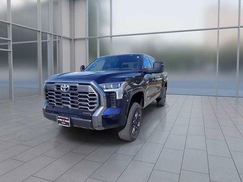 New 2026 Toyota Tundra Platinum AWD/4WD image 4