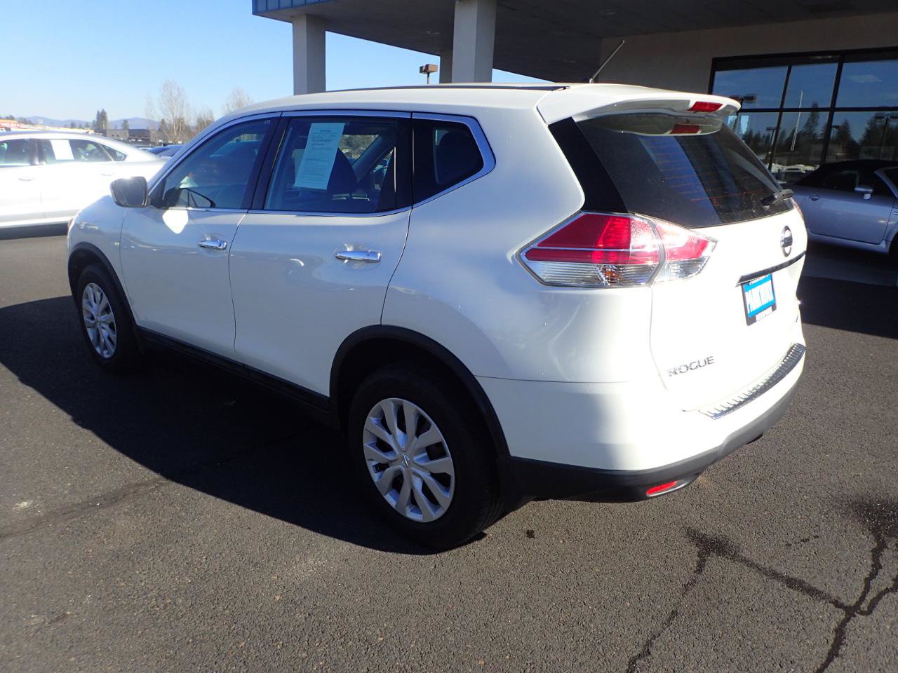 Used 2014 Nissan Rogue S AWD/4WD image 3