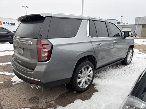 Used 2023 Chevrolet Tahoe High Country image 5