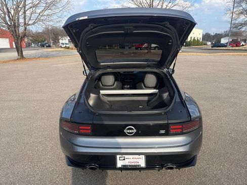 Used 2024 Nissan Z Performance w/ Floor Mat Package image 17