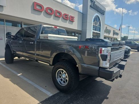 Used 2017 Ford F350 Platinum w/ FX4 Off-Road Package AWD/4WD image 5