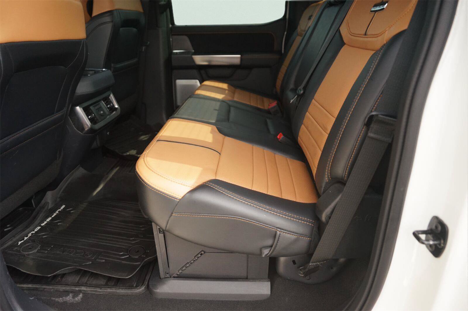 Used 2024 Ford F350 Platinum AWD/4WD image 12